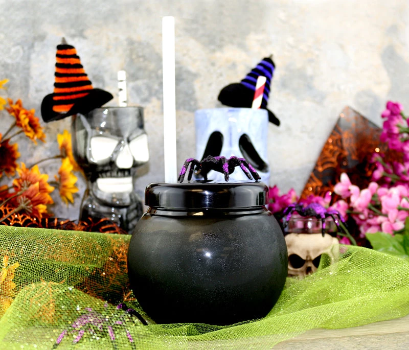 black-plastic-fishbowl-bpc-1.jpg BarProducts.com BarConic® Black Fishbowl Plastic Drinkware - 20 Ounce - With Lid And Straw