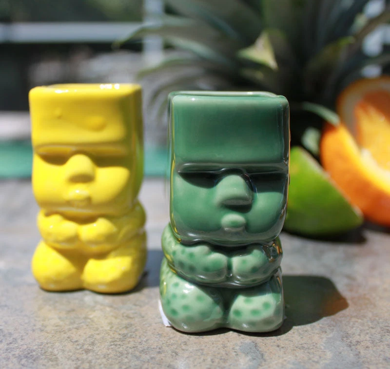 ceramic-tiki-shot-glasses-green-close.jpg BarProducts.com BarConic® Tiki Drinkware - Shots