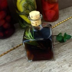 BarProducts.com Square Craft Bartending Bottle W/ Cork - Clear 7oz / 210ml