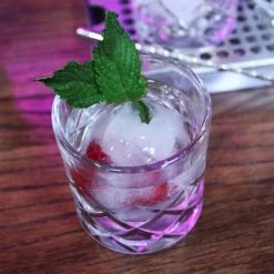 BarProducts.com BarConic® Stemmed Diamond Bar Kit W/44 Oz Mixing Glass Set Master Mixology