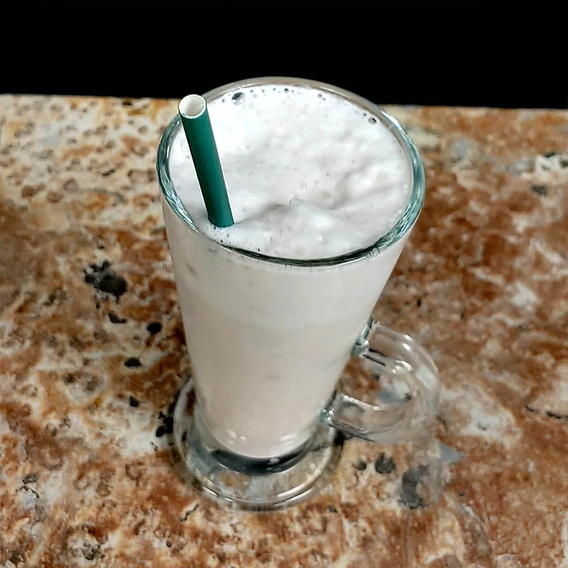 green-paper-straw-bs-5.jpg BarProducts.com BarConic® "Eco-Friendly" Paper Straws - 7 3/4" Solid Green - 100 Pack BAR SUPPLIES