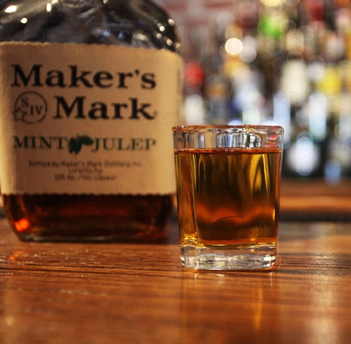 gw-sq-shot-square-shot-glasses-on-bar-2_1.jpg BarProducts.com BarConic® Glassware - Square Shot Glass - 2.25oz