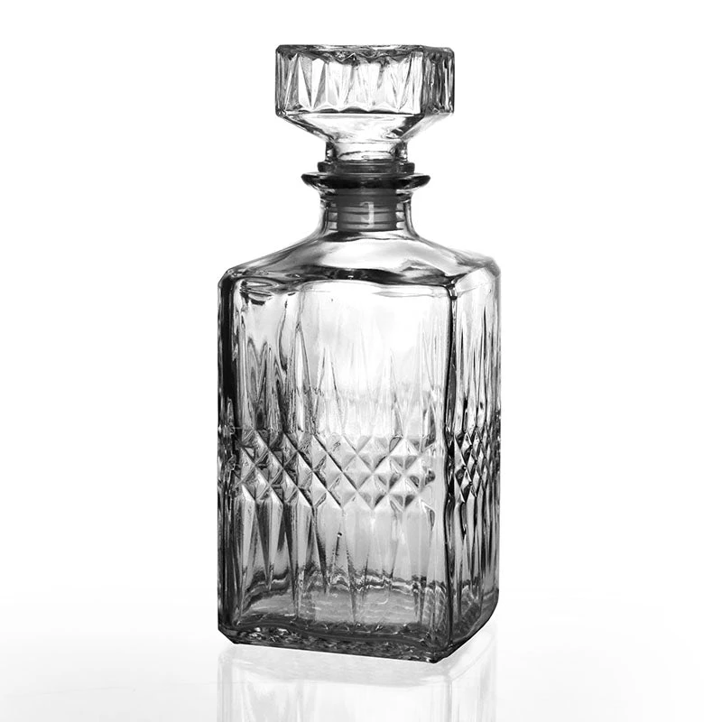 liquor-decanter-chic-bpc.jpg BarProducts.com Master Mixology BarConic® Vintage Chic Antique Liquor Decanter - 30 Oz.
