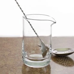 BarProducts.com 20 ½ Oz Modern Handblown Mixing Beaker Master Mixology