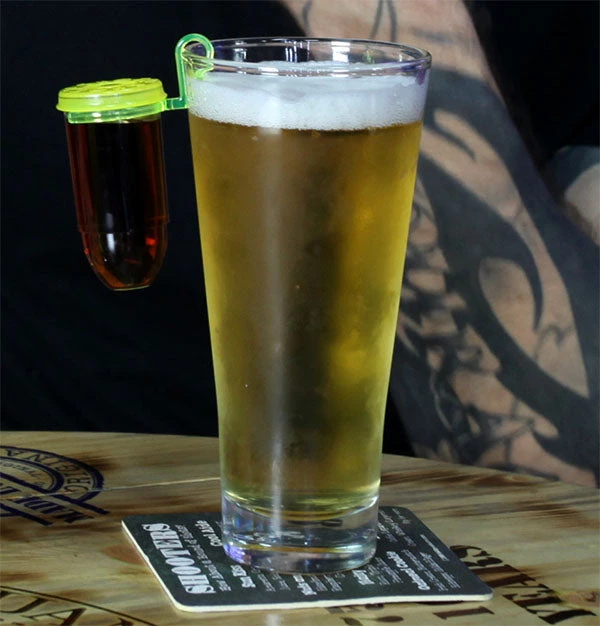 pilsner-shotz-clip.jpg BarProducts.com SHOTZ® Clips - Neon Green