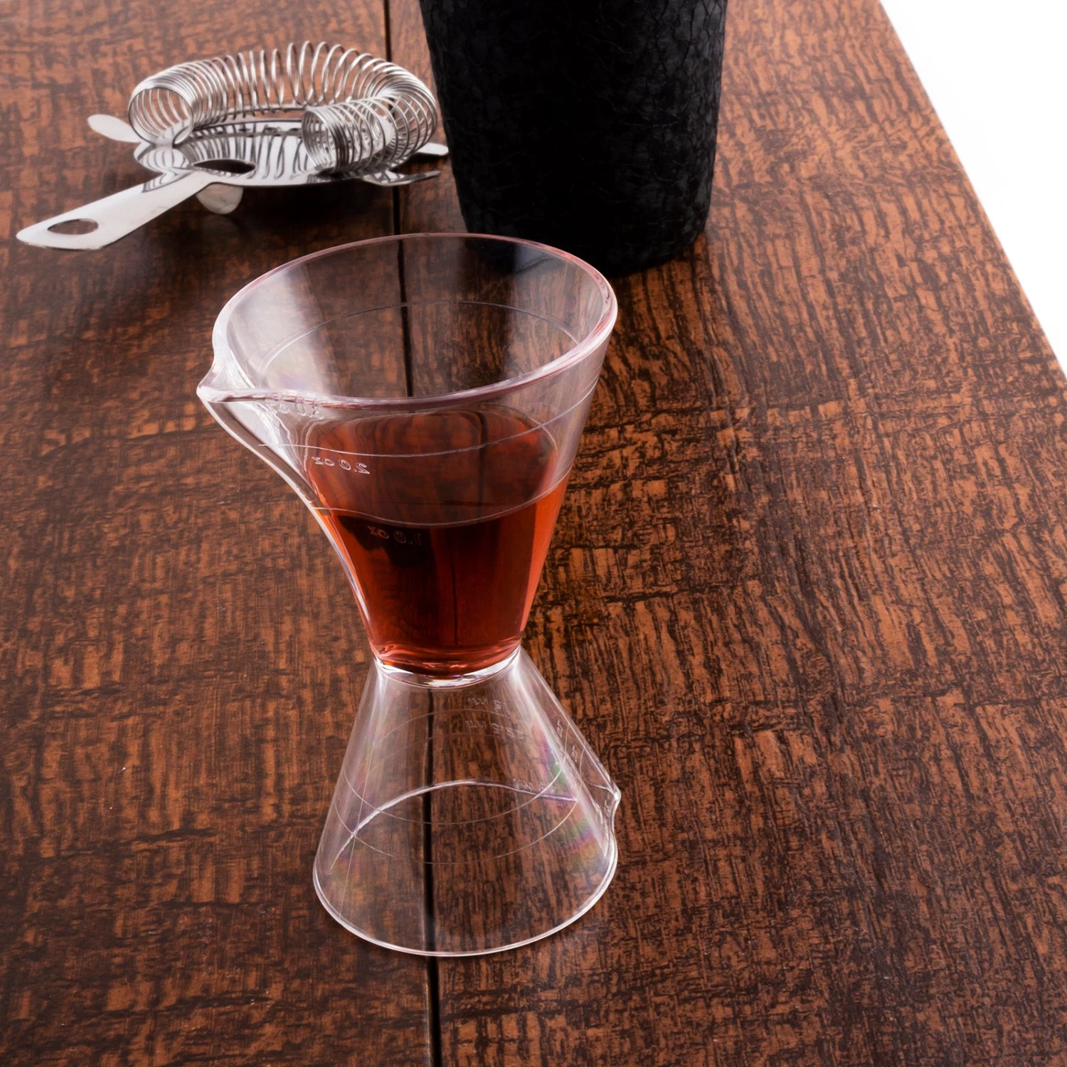 plastic-jigger-pour-spout1.jpg BarProducts.com SPECIAL COLLECTIONS BarConic® Plastic Jigger With Measuring Lines And Pour Spout