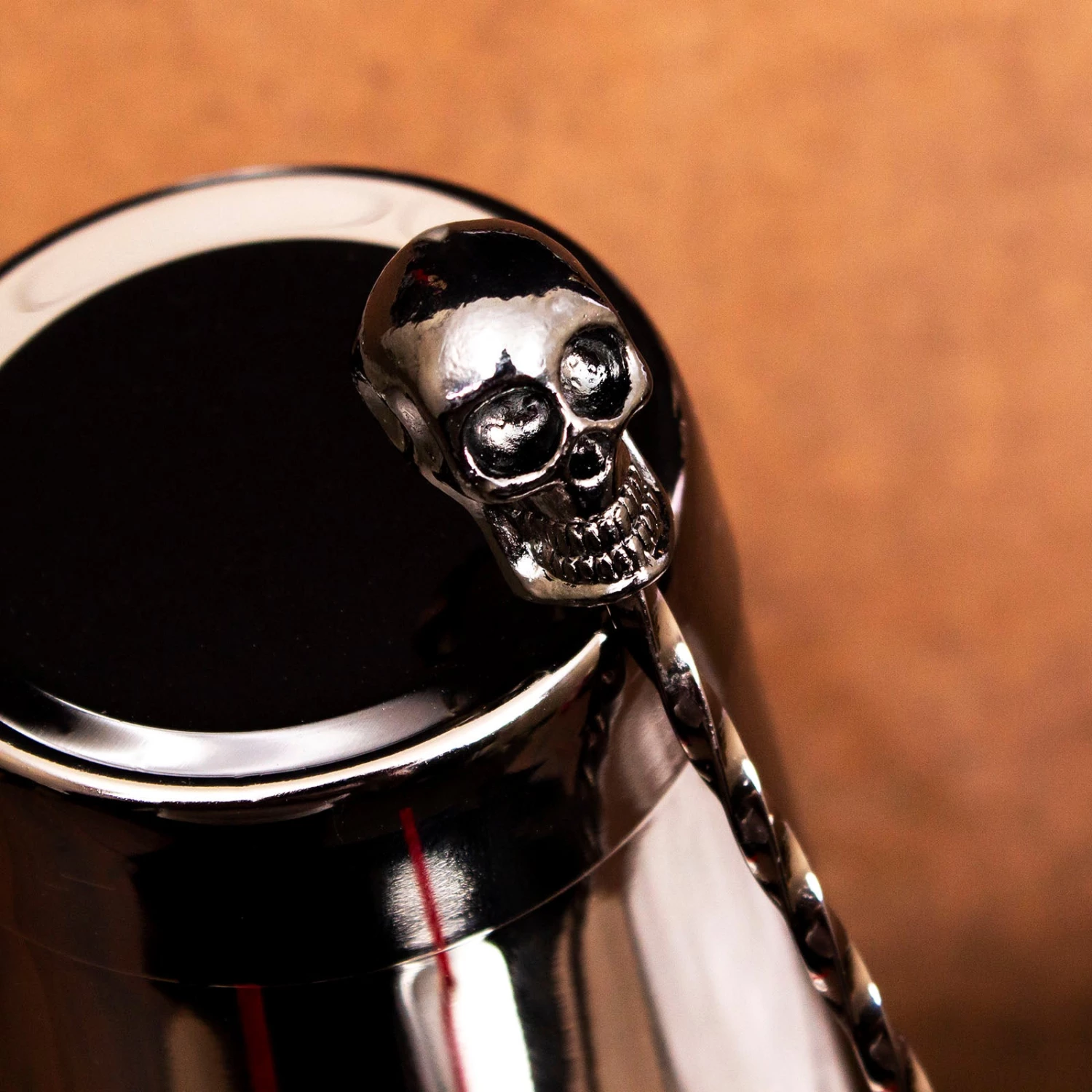 skull-set-scene3.jpg BarProducts.com Gun Metal Skull Cocktail Set SPECIAL COLLECTIONS