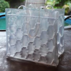 BarProducts.com HOME BAR & GIFTS Freezable Chill Bag - Holds A 6 Pack 7 BarProducts.com HOME BAR & GIFTS Freezable Chill Bag - Holds A 6 Pack