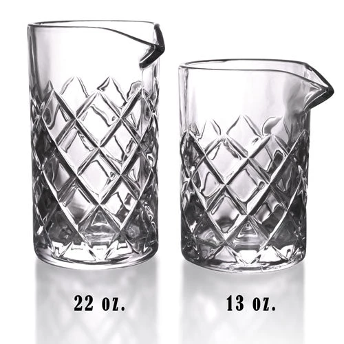 yarai-mixing-glass-pitcher.jpg BarProducts.com Master Mixology BarConic® 651ml (22 Oz) Diamond Pattern Mixing Glass