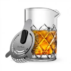 BarProducts.com Final Touch® Diamond Pattern Mixing Pitcher & Strainer